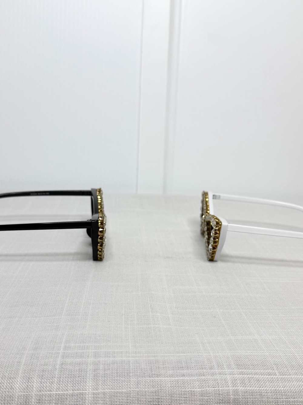 Rhinestone Cat Eye Sunglasses Bundle Black & White Statement Shades - Picture 3 of 9
